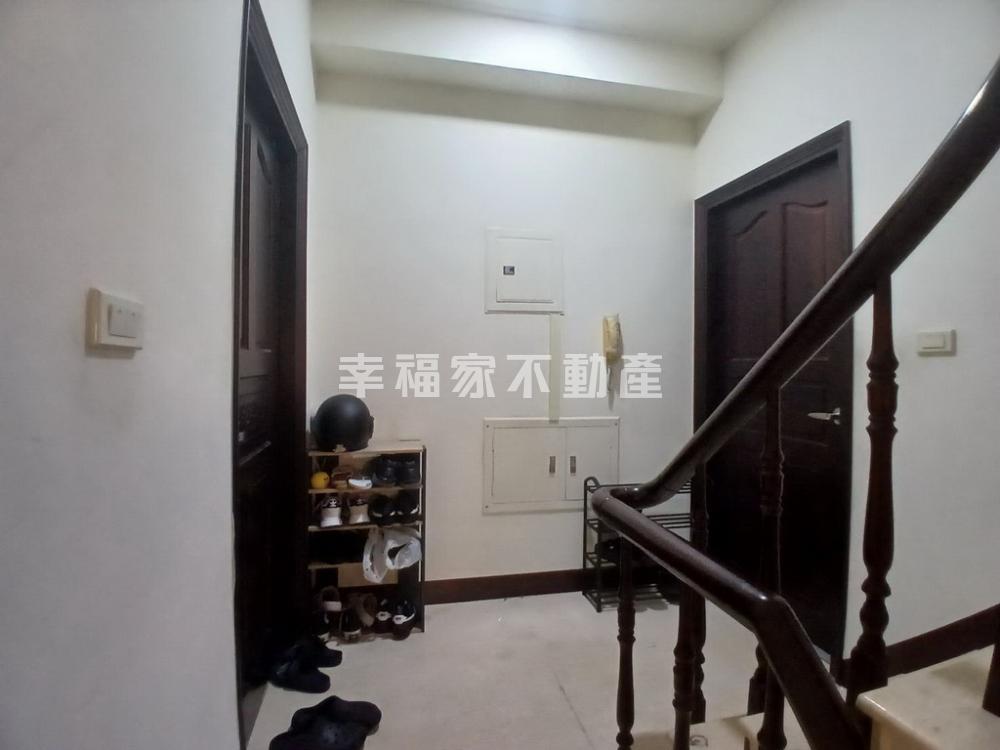 專-公園臨18米路商業店住