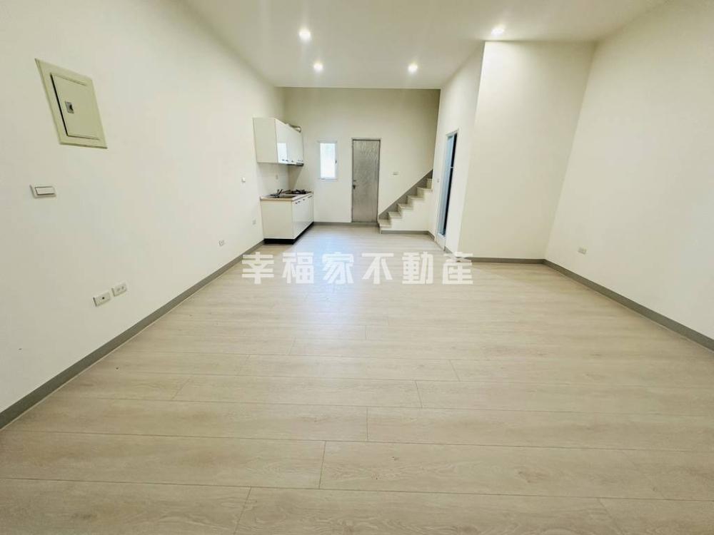 捷運五塊厝站1樓美寓