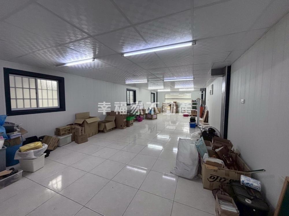 近鹽水市區臨交流道挑高廠房