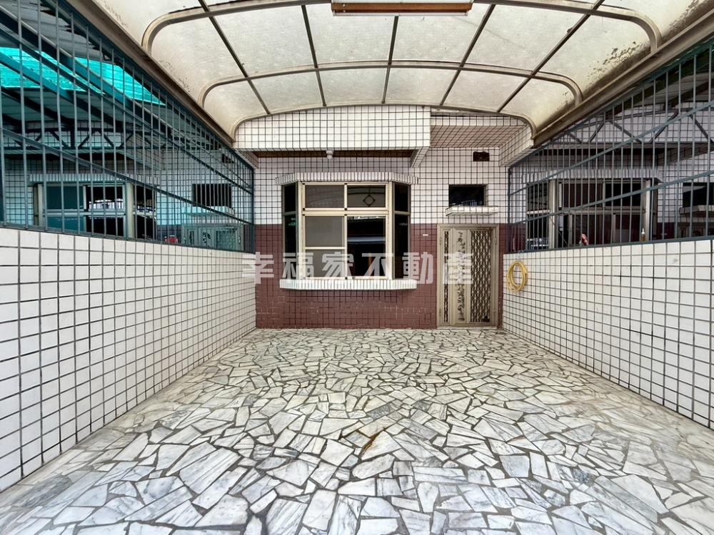 新市市中心傳統車墅