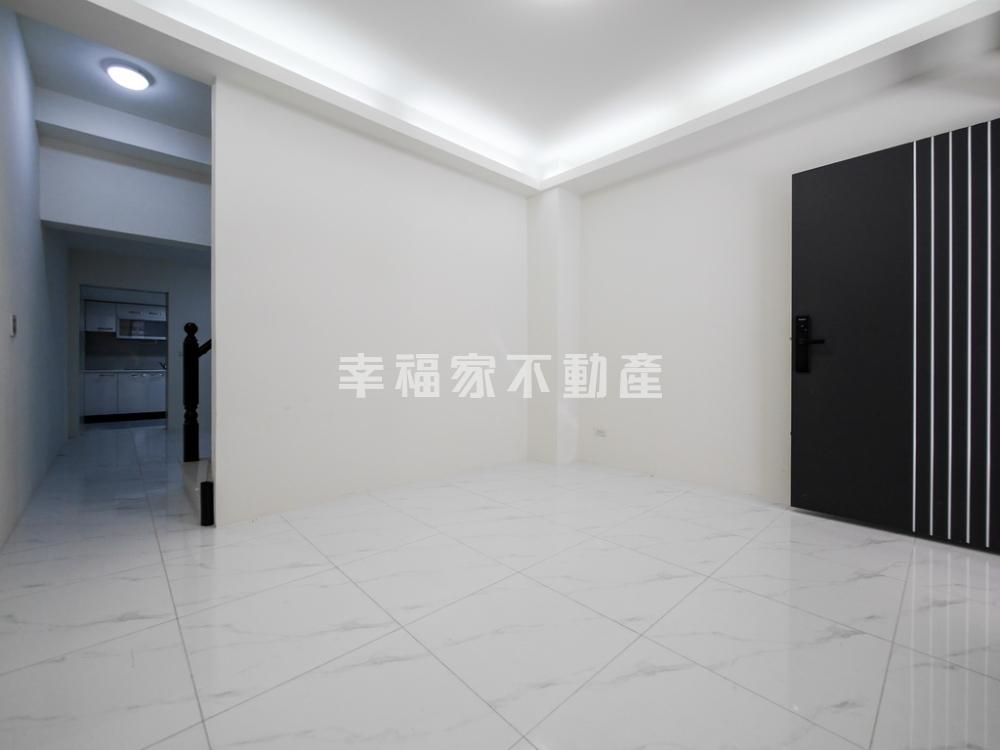 大同路鄰近南台南站整新車墅