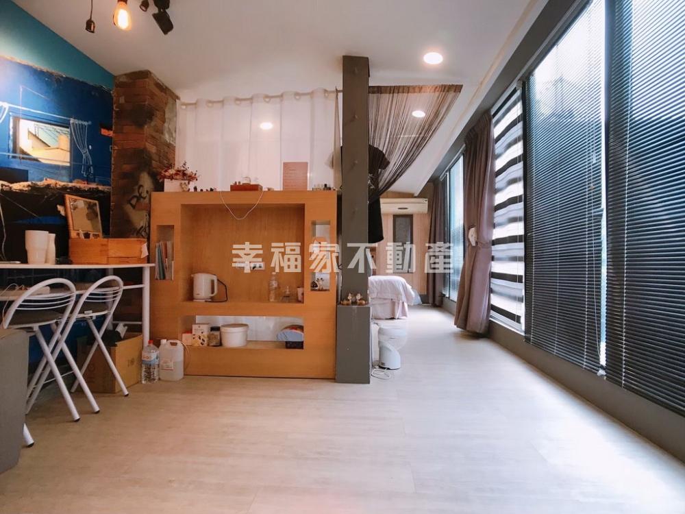 火車站新光三越旁靜巷鋼構屋