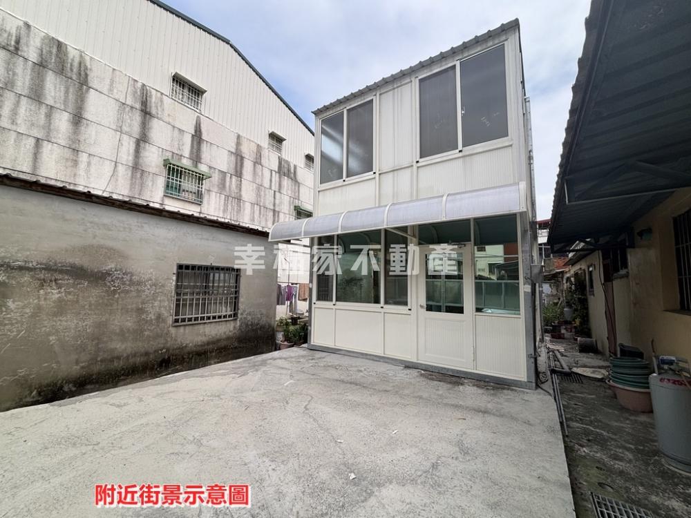 新營近市政府附組合屋建地