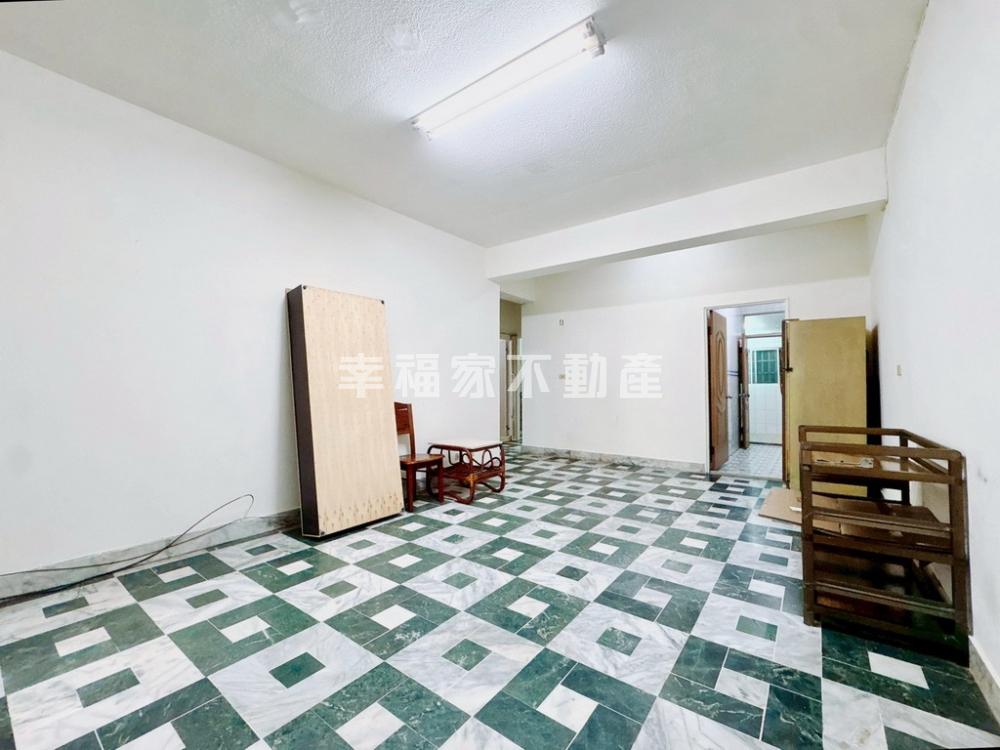 近成大一樓孝親三房車位