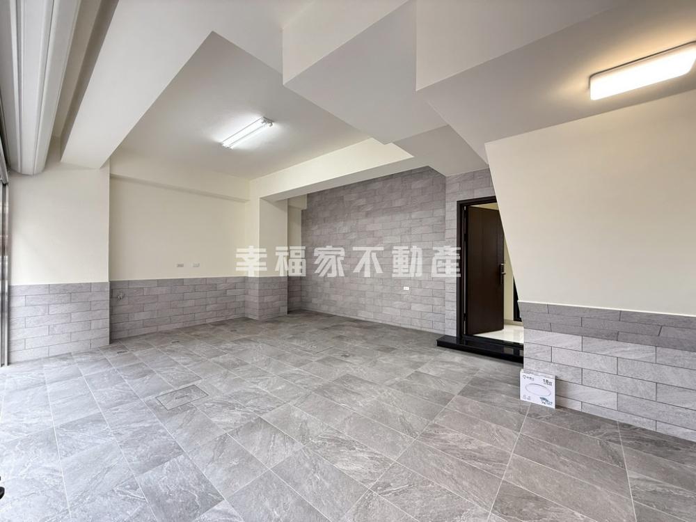 近南科精緻裝潢雙車墅A5