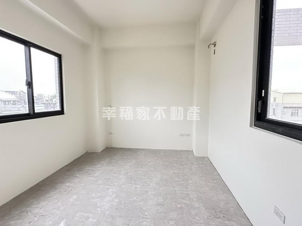 西港大展鴻圖3房平車3B