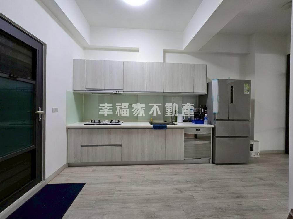 麻豆國中重劃區輕齡優質車墅