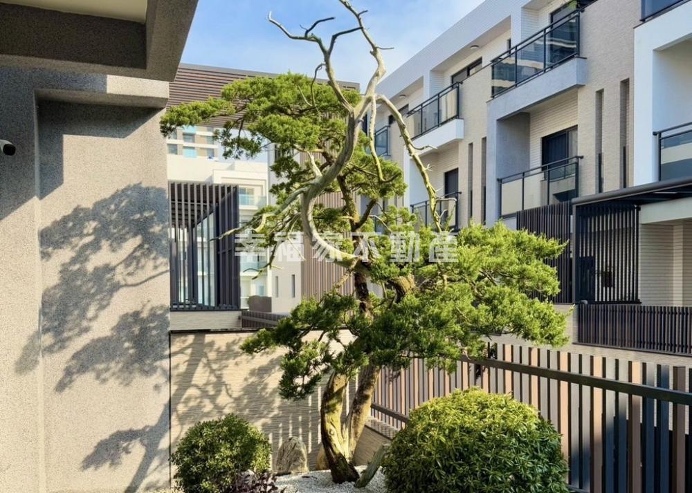 萬年三街福灣寬庭併排雙車墅