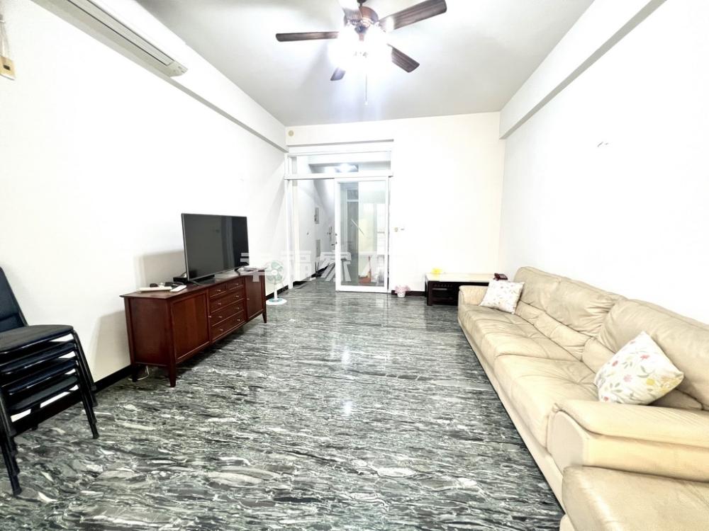 中華北路獨院電梯雙車墅