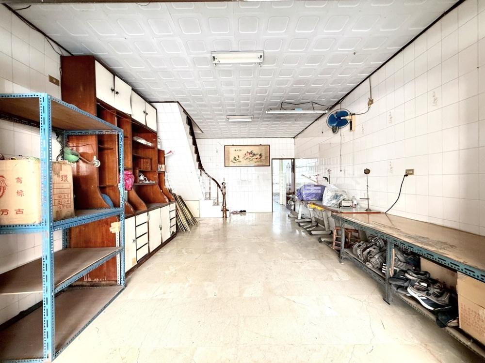 安平老街旁稀有傳統透天