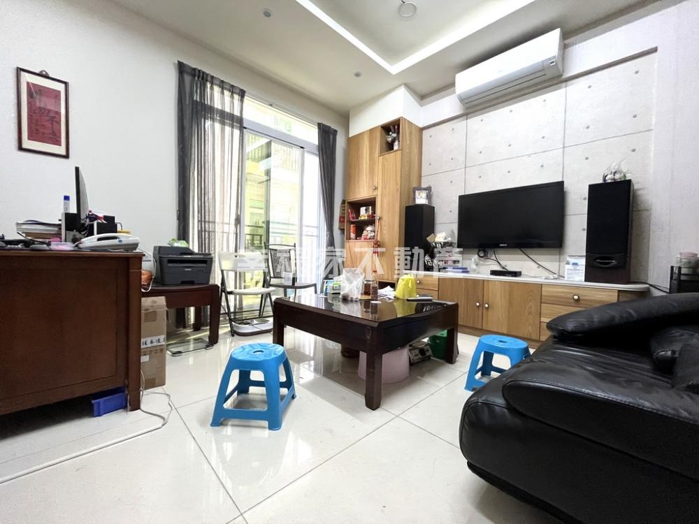 近南科輕屋齡電梯雙車墅