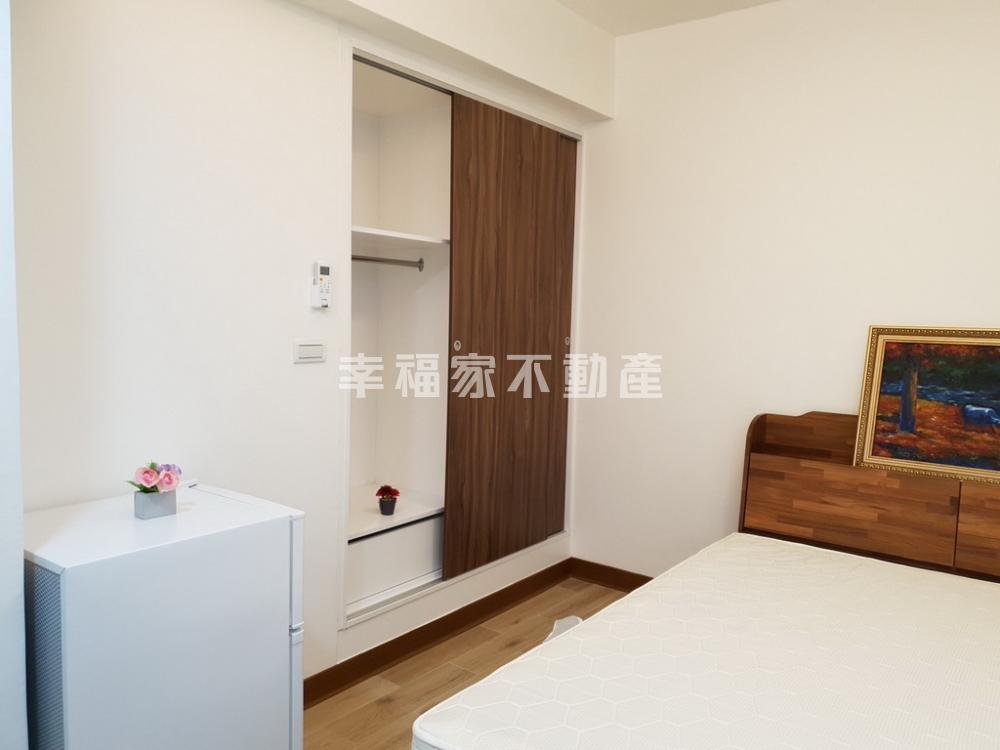 健康路5+6整新五套房