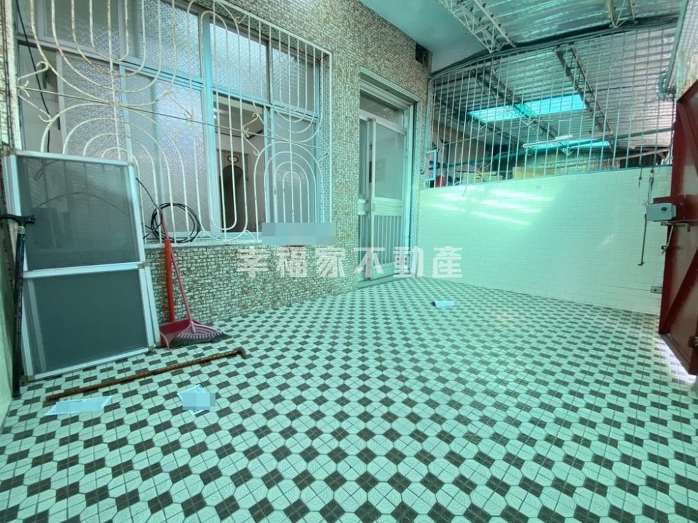 麻豆阿嬤的透天厝