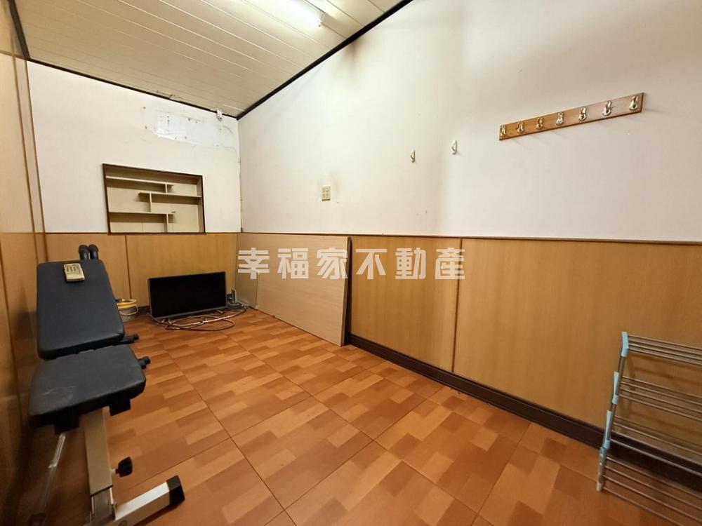 (租)歸仁早市旁。住店兩用透天