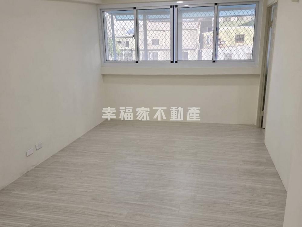駁二特區全翻新2房