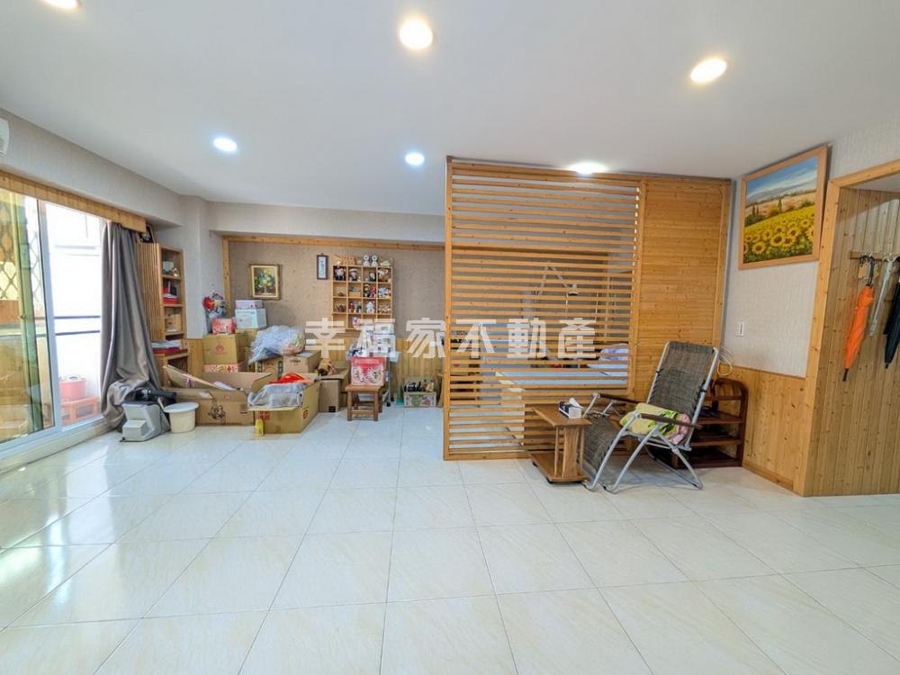 統一大廈近鬧區整新美屋