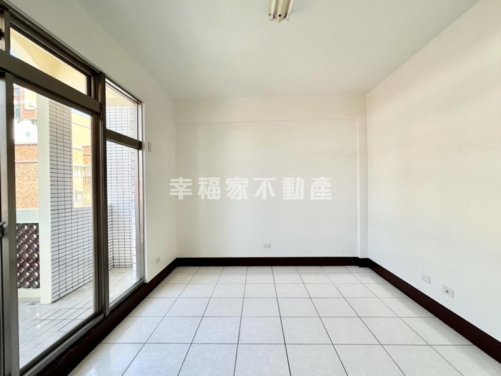 鄭仔寮北成路透天5樓店住