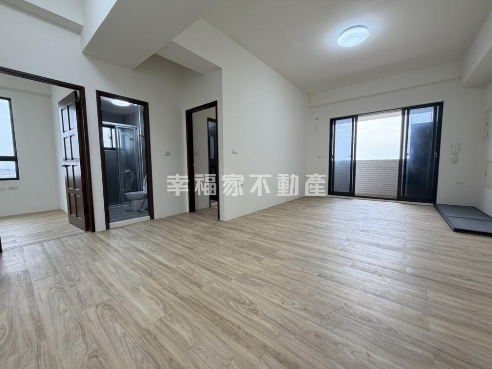 西港全新陽台進出三房平車