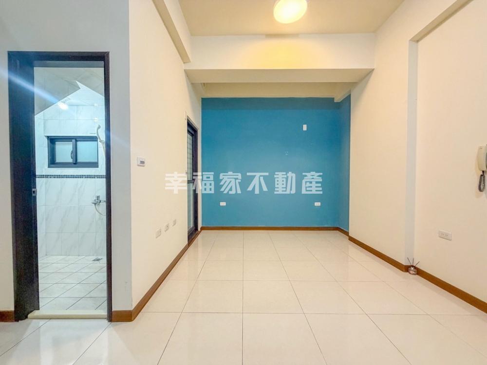 獨家永大商圈➤輕屋齡 雙車墅