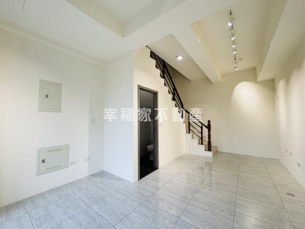 仁德輕屋齡1+2樓店