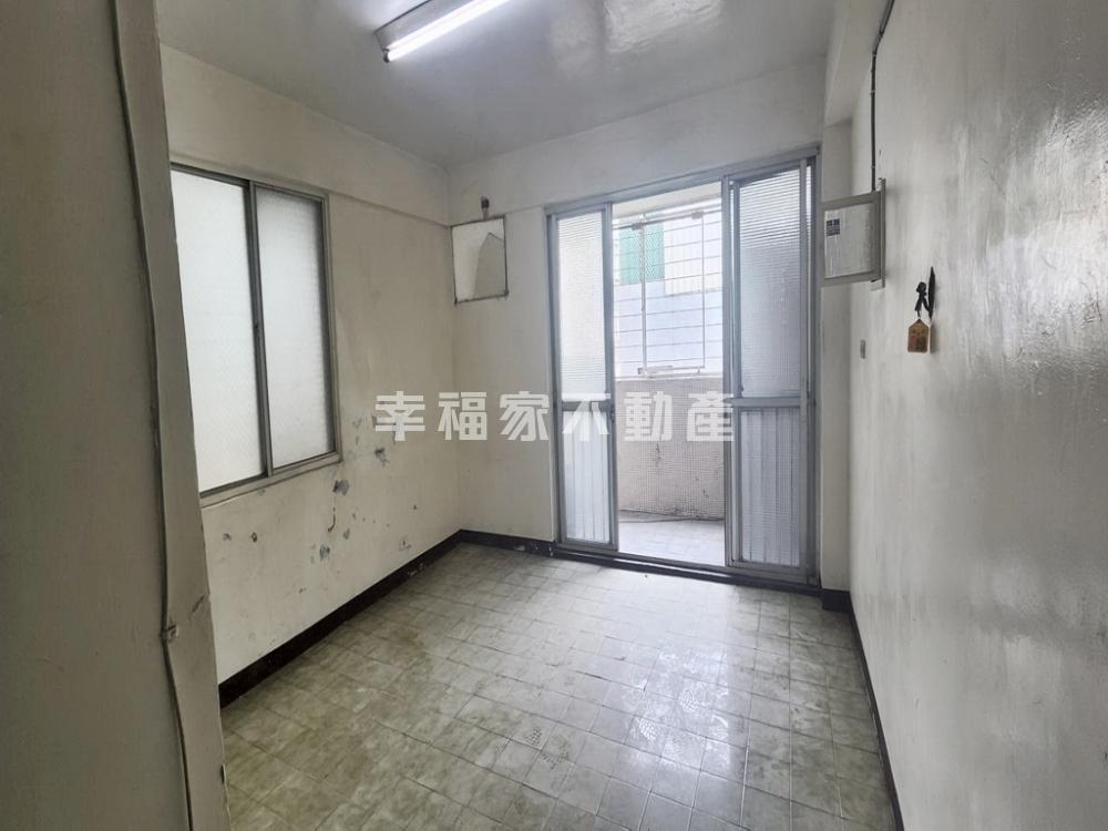 (專)文賢路大三房健身公寓