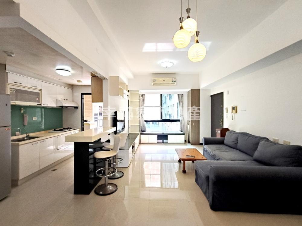 世界帝標蛋黃區景觀兩房平車