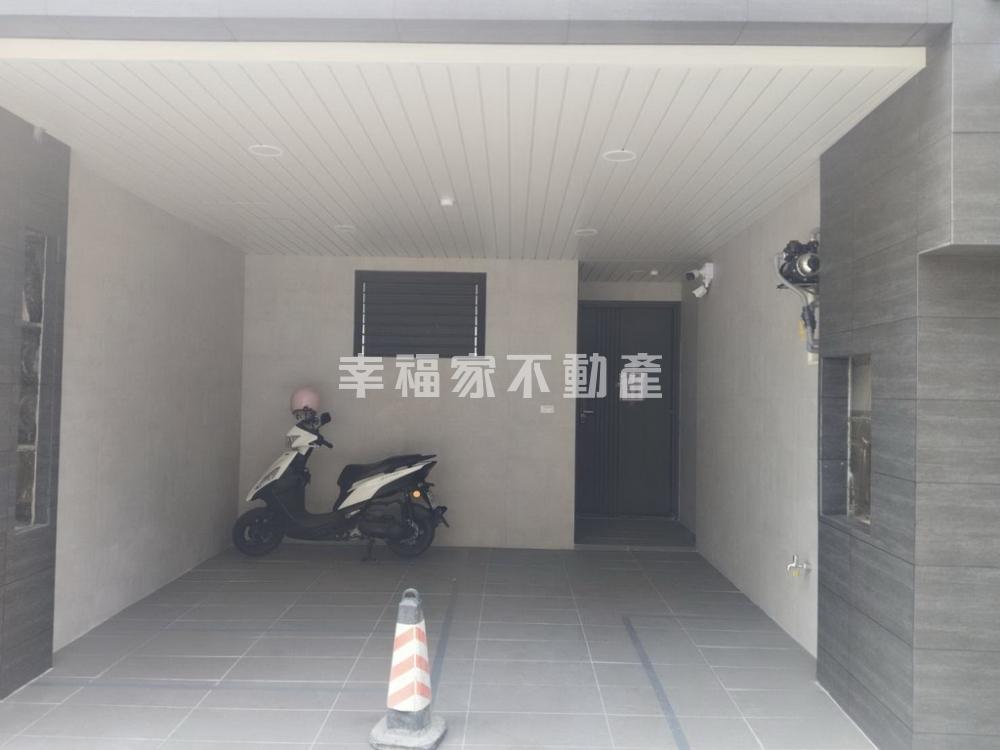 (租)全新裝修双人大套房101