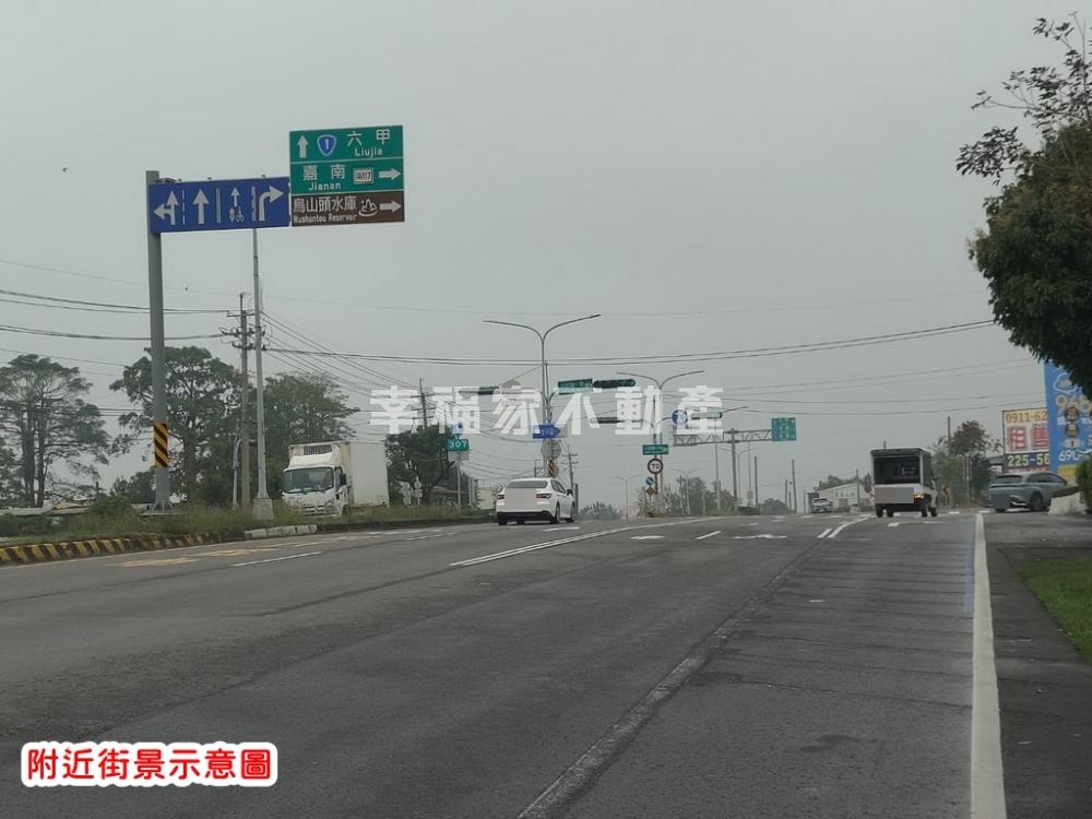 官田嘉南大圳旁休閒農地