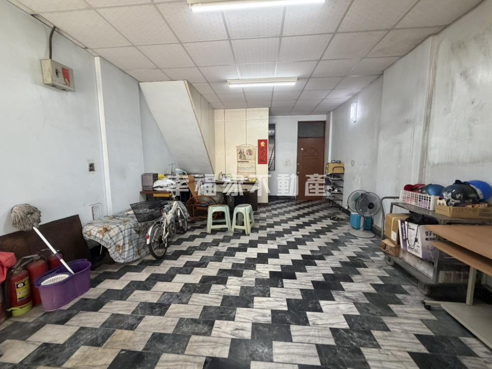 近金華商圈傳統店住透天