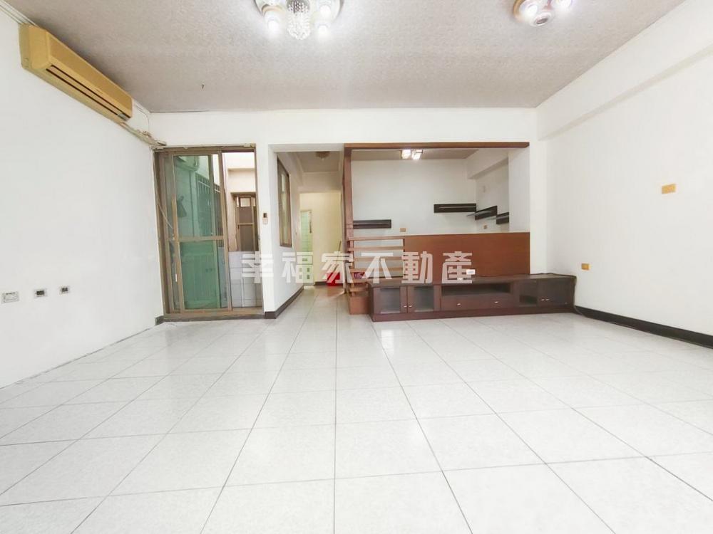 要買歸仁市中心可隔三房~讚