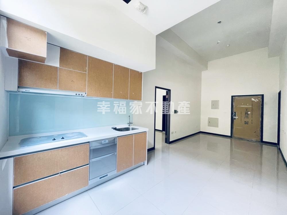東區｜崇明學區全新２房平車