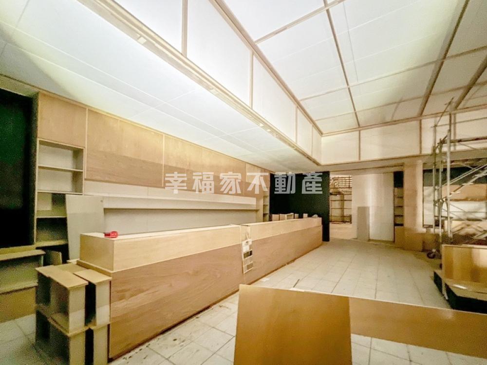 (租)市政特區680地坪金鑽店面