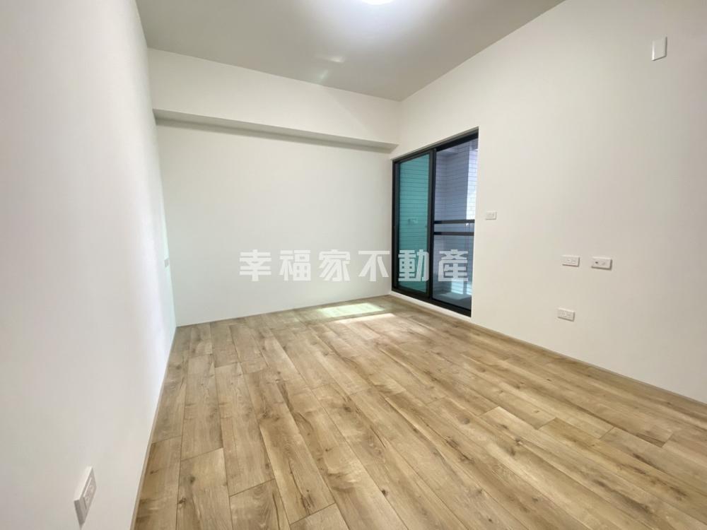 新市虹品三房美寓E