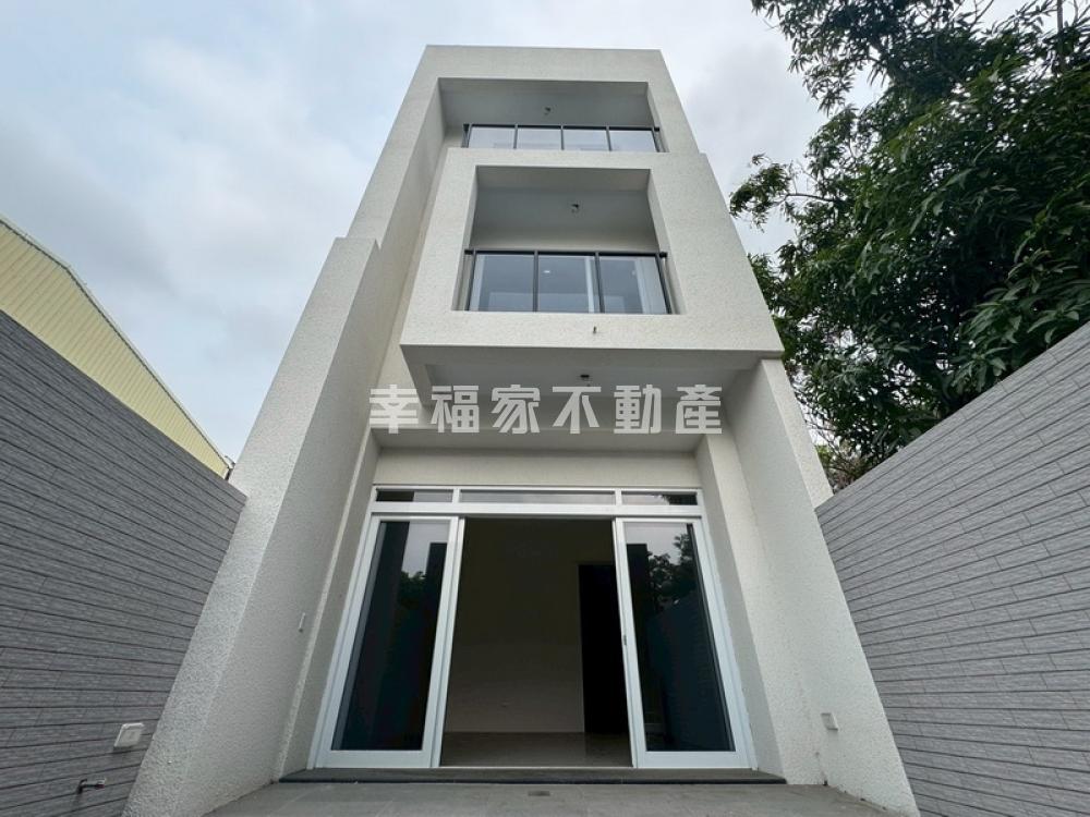 山上電梯三代同堂大空間車墅