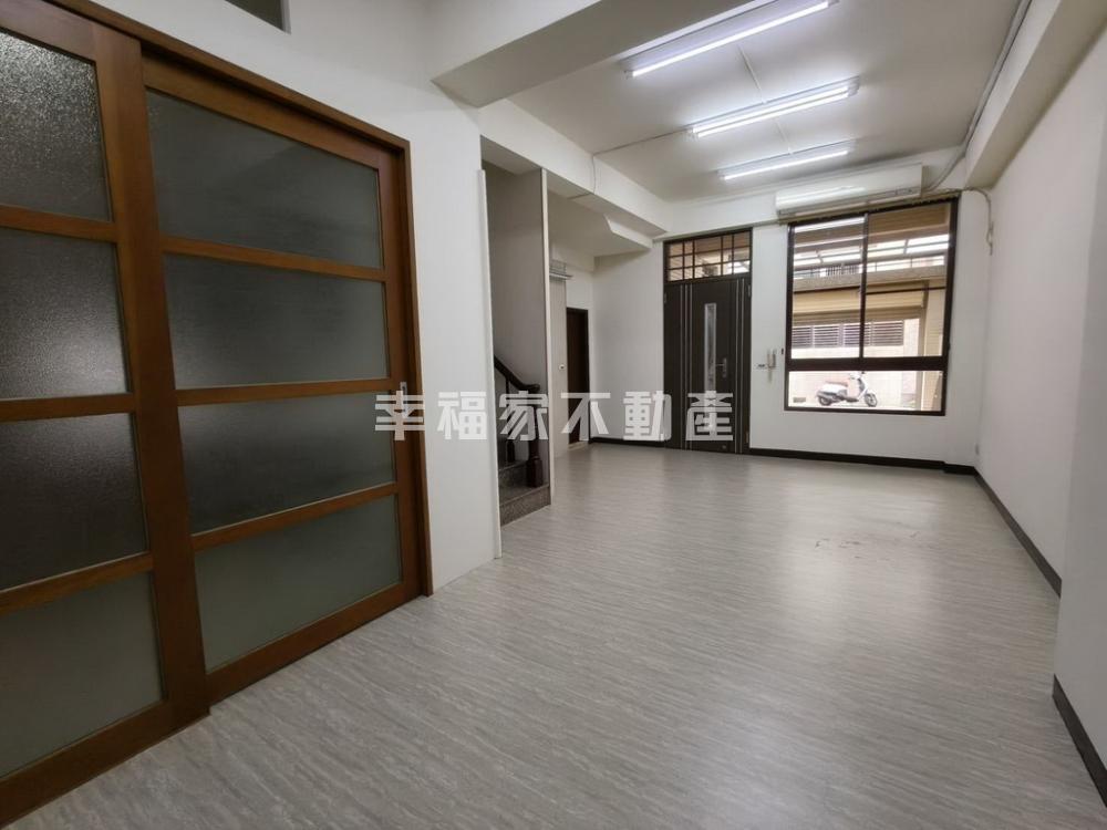 專-仁德文賢路30坪整新墅