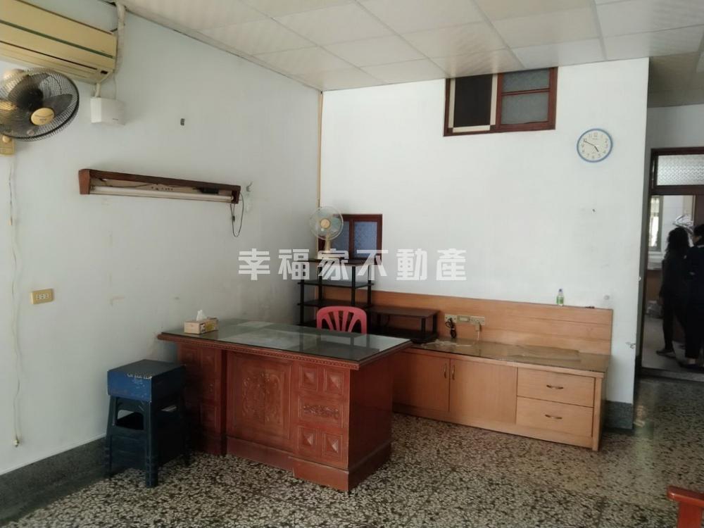 (租)麻豆區興中路3F店住