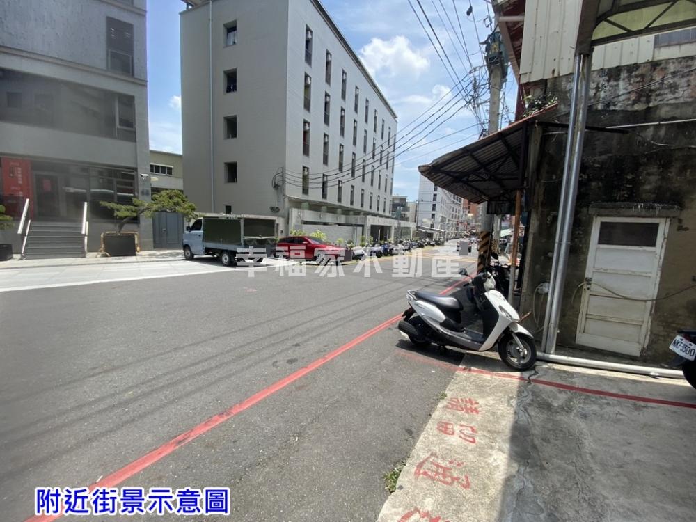 南台金雞母電梯陽台大套房