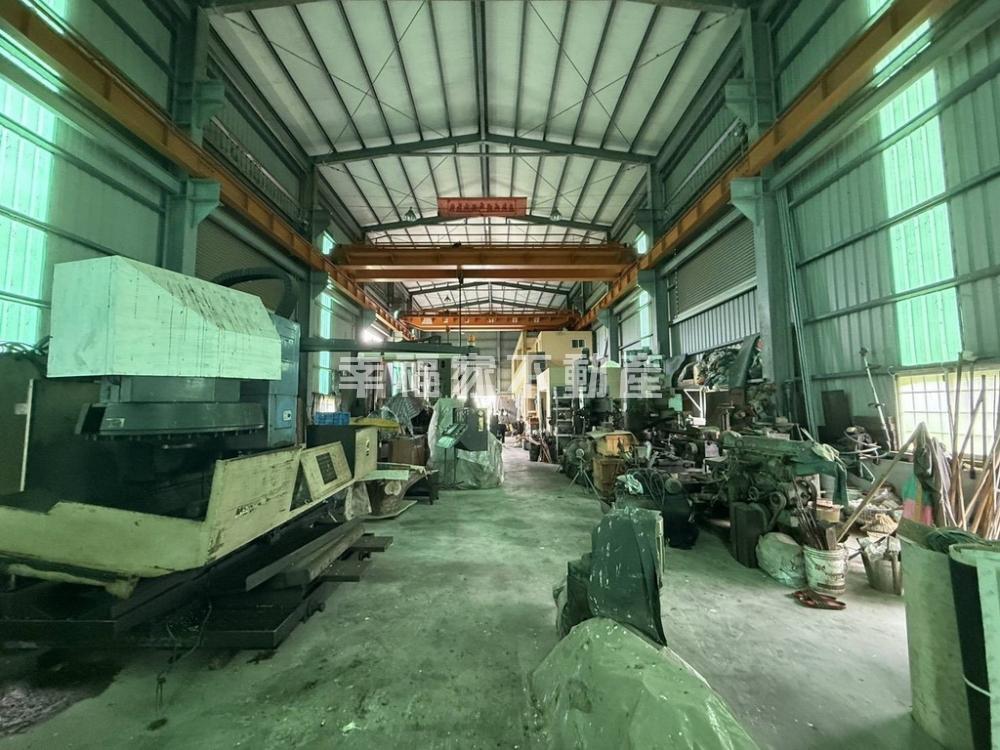 國道8號旁特登廠房