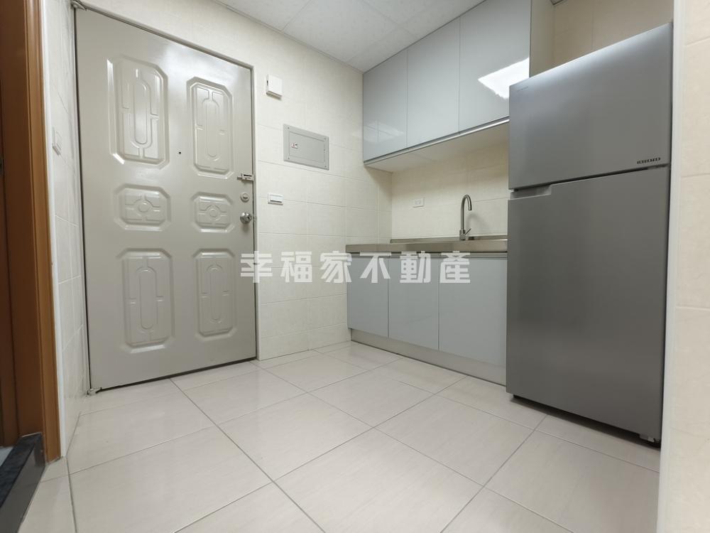 (租)站前可隔2房新裝修商住