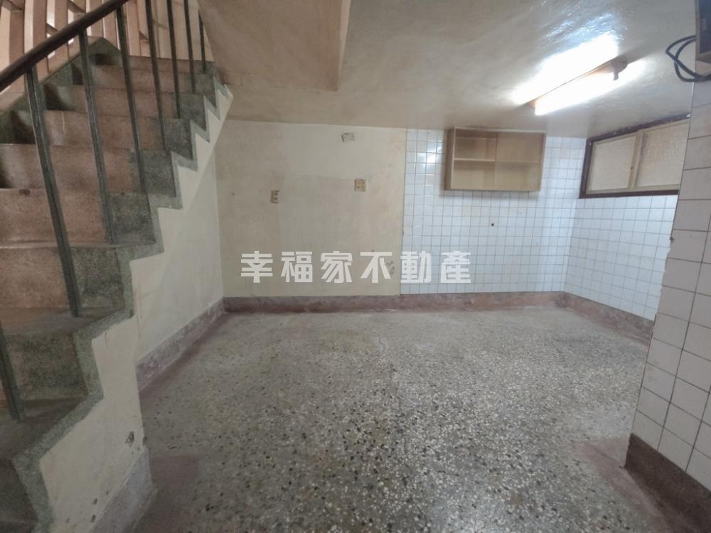專麻豆市心建地現有稅籍房屋