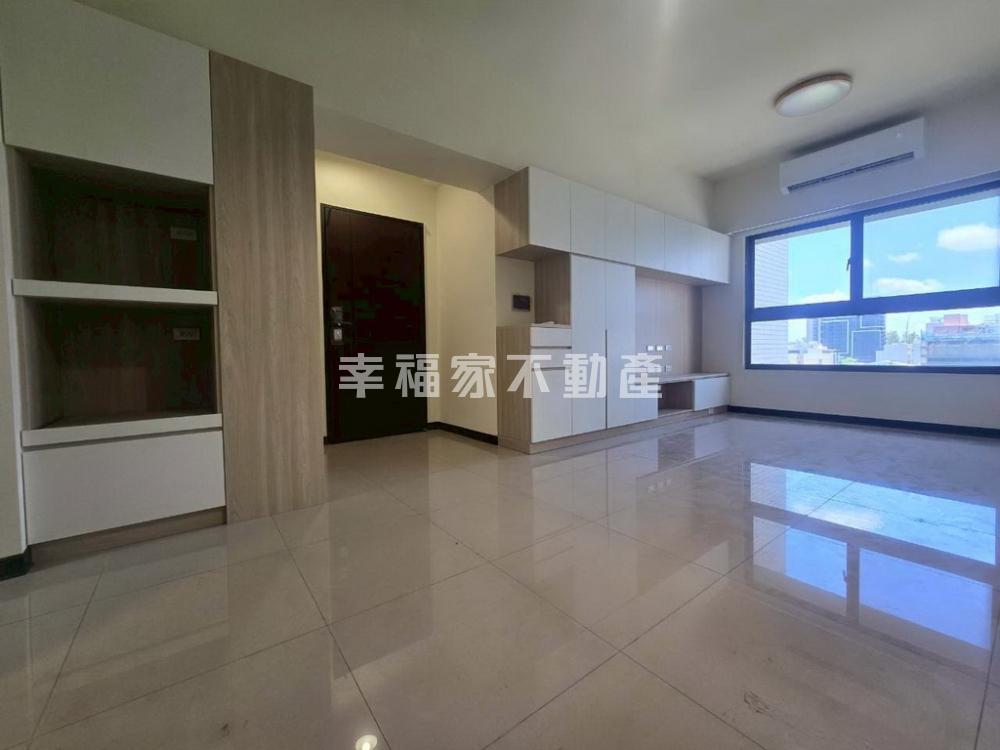 大灣重劃區幸福輕裝兩房平車