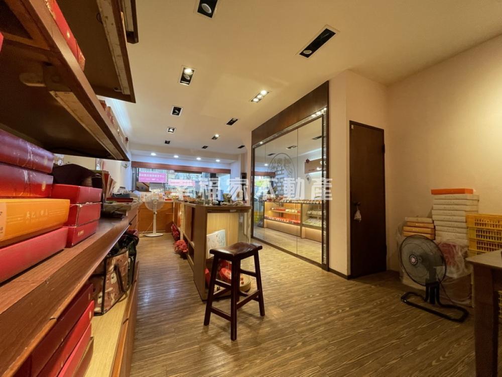 (租)近成大南紡東寧金鑽店面