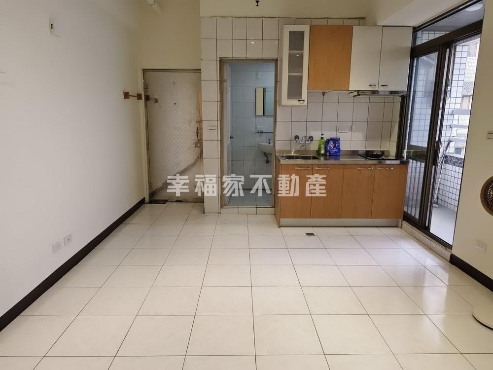(租)台南高工芳鄰一房一廳可租補