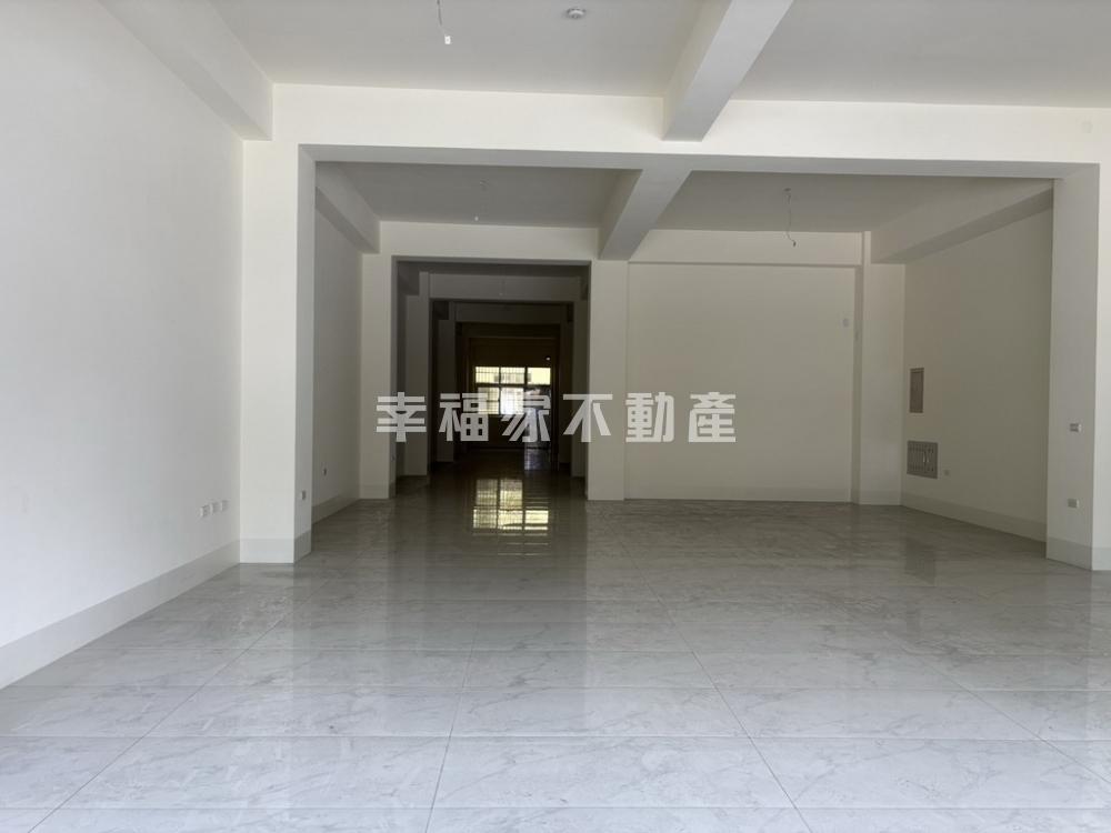 (租)東門新成屋大面寬百坪金店面