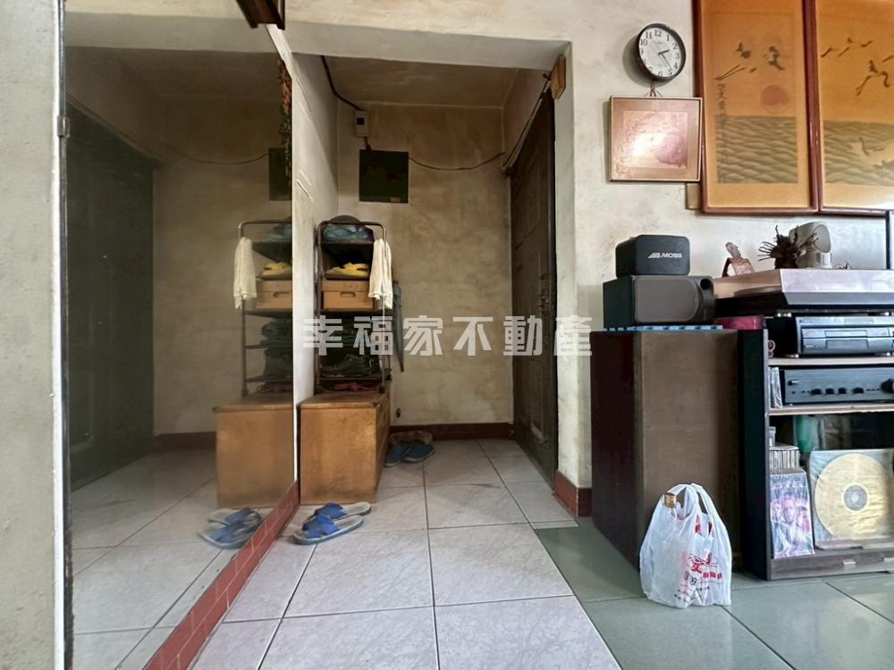 碳佐麻里旁低總價3房3樓寓