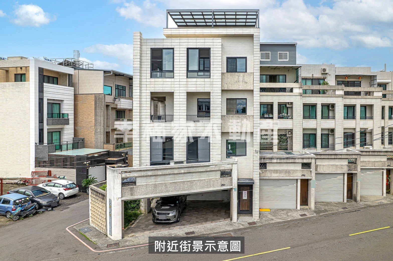 關廟。稀有大面寬電梯雙車墅