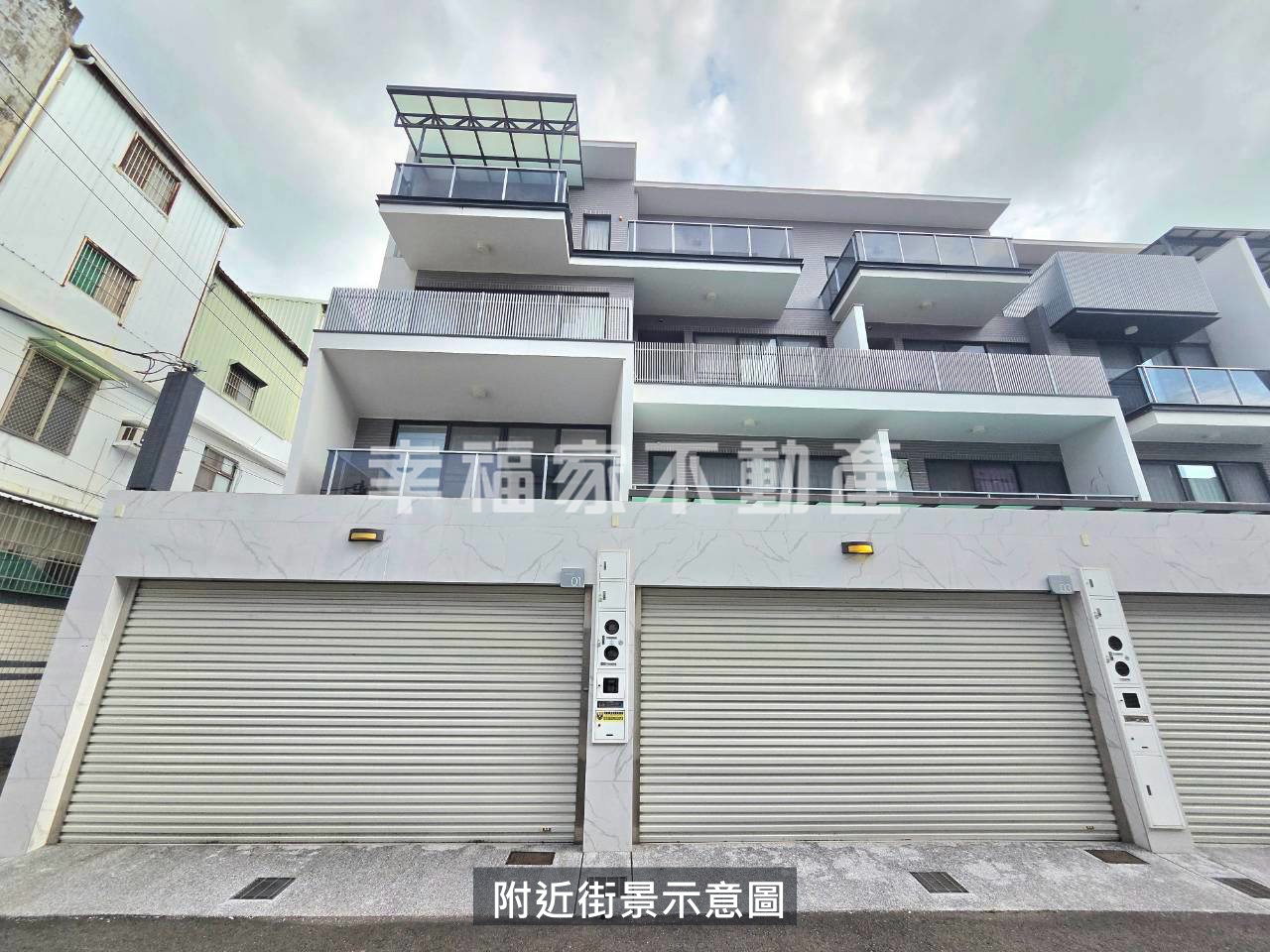 歸仁近高鐵大面寬邊間雙車墅