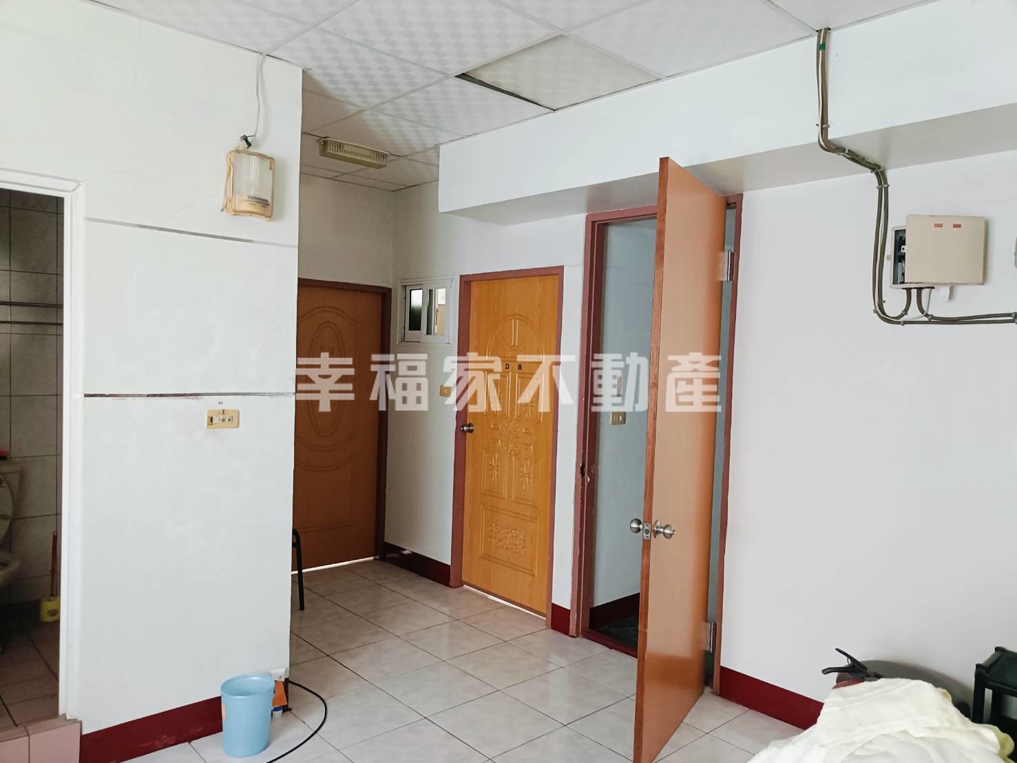 麻豆市中心大地坪6套房店住