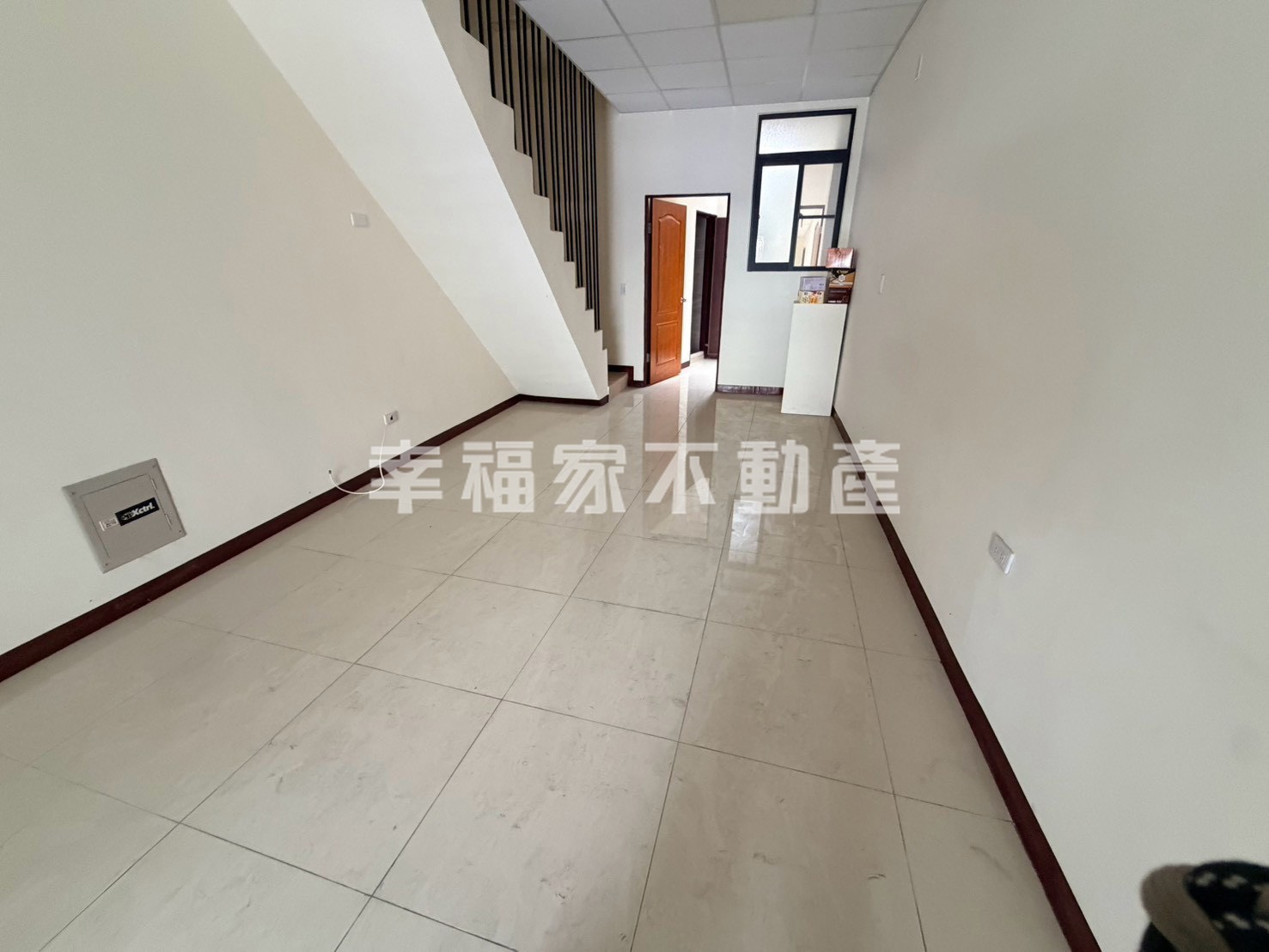 (租)佳里市區20米路明亮店住