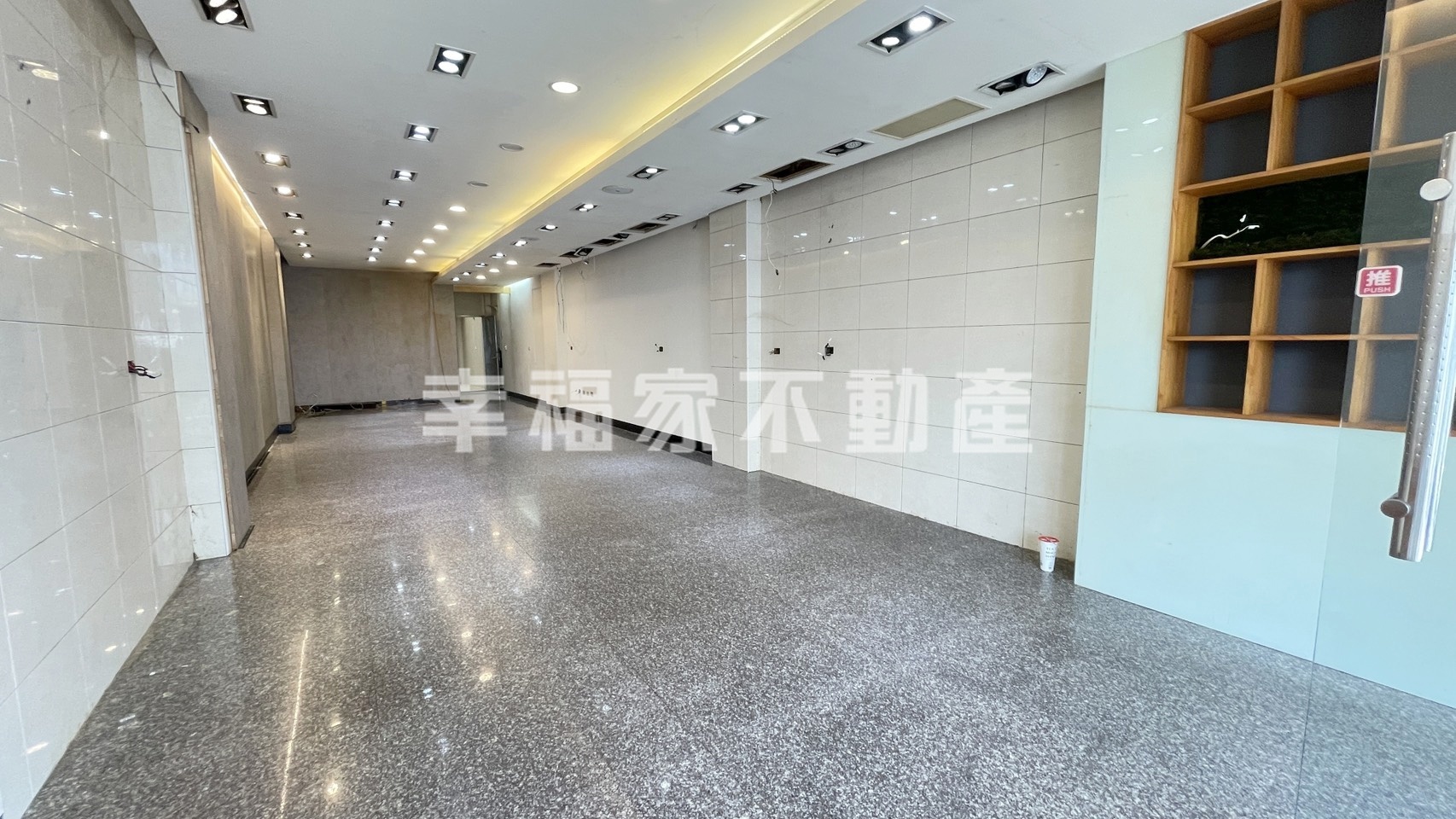 (租)安和路一段集市前後棟店面